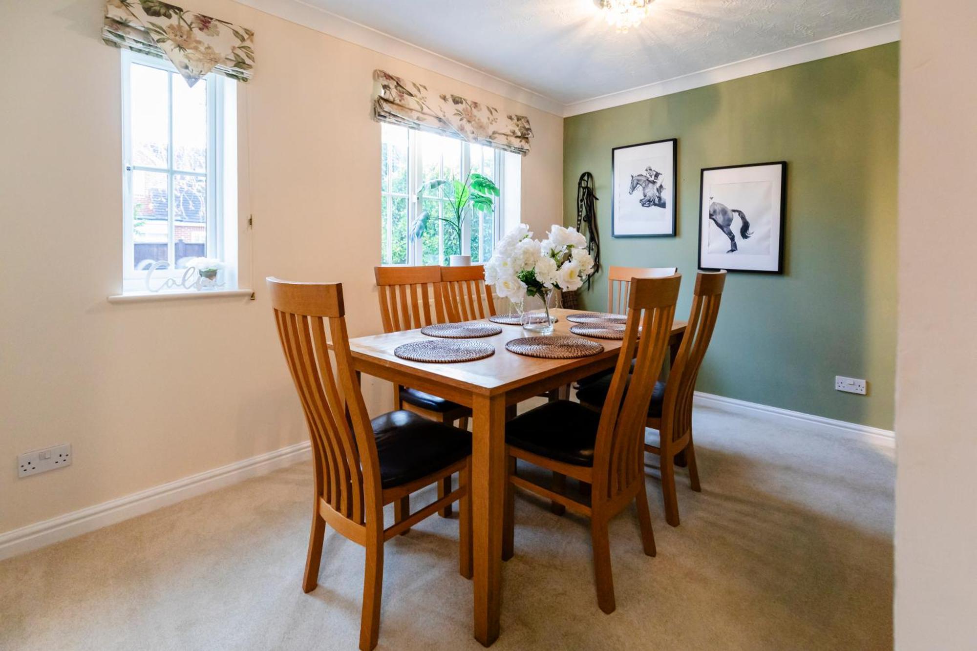 Chichester Retreat House With Free Parking Bagian luar foto