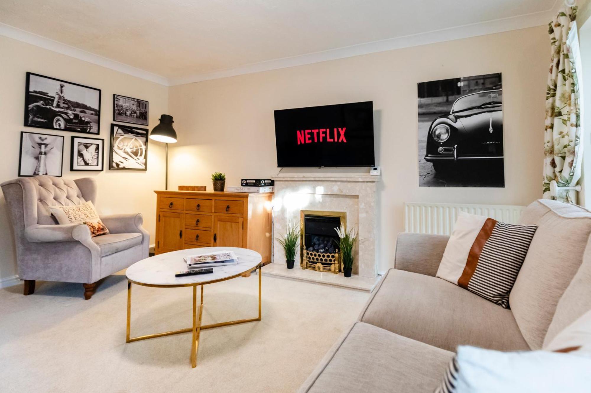Chichester Retreat House With Free Parking Bagian luar foto